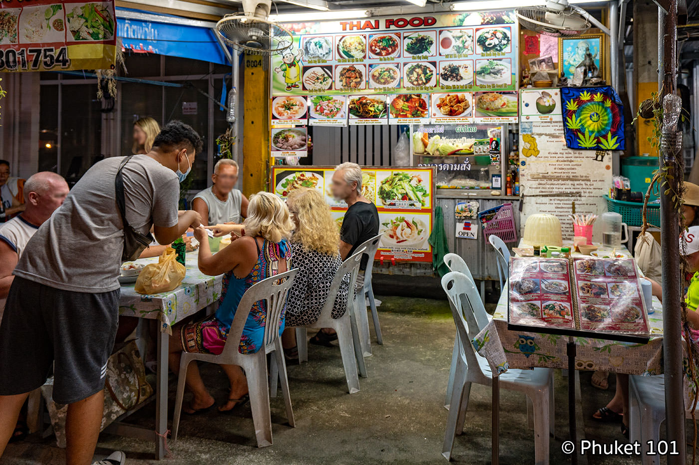 Karon Night Bazaar