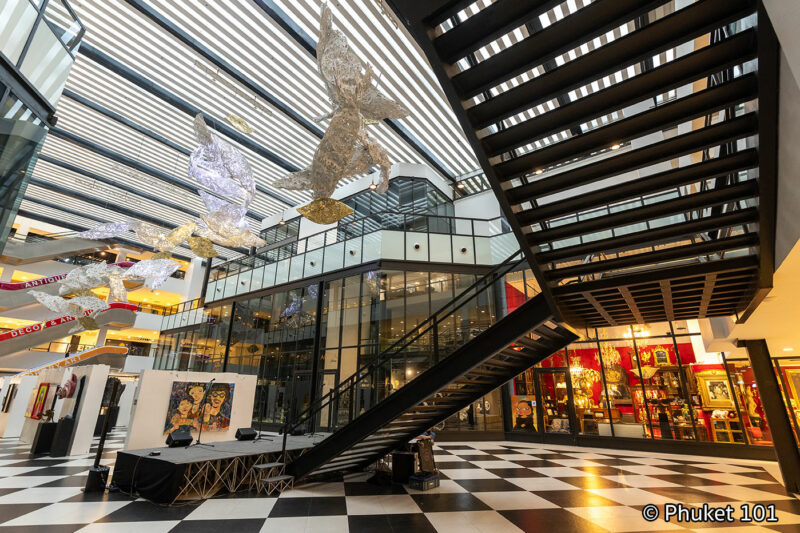 River City Bangkok - Art Galleries And Dining By The Riverside