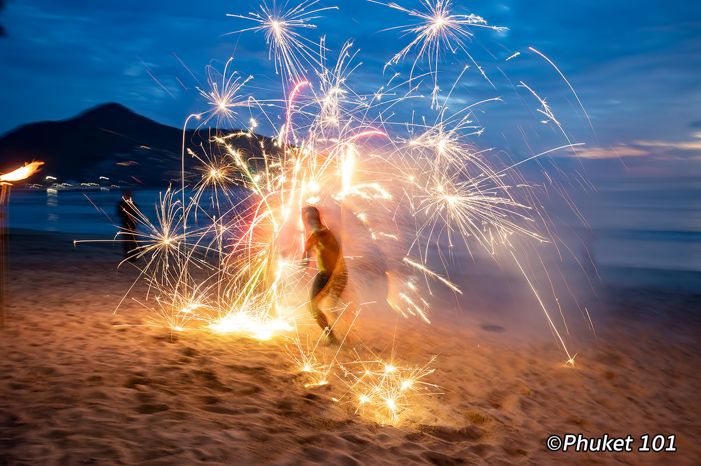 beach fire show