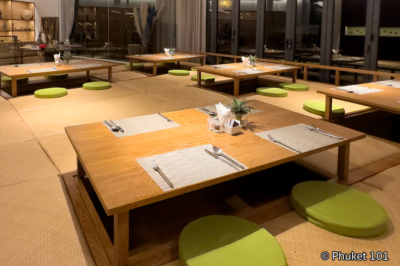 noku phuket restaurant 8