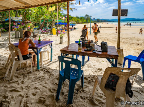 Daeng Restaurant on Karon Beach