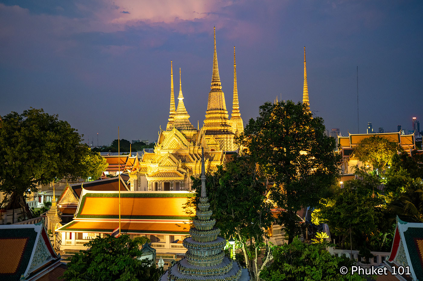 Wat Pho seen from Nusara Restaurant