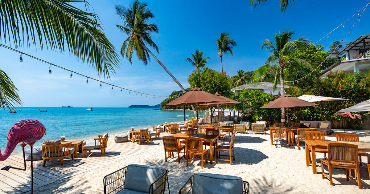 Flamingo Beach Front Cafe - Ao Yon Beach