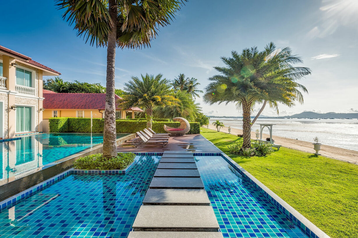 rawai palm beach hotel phuket
