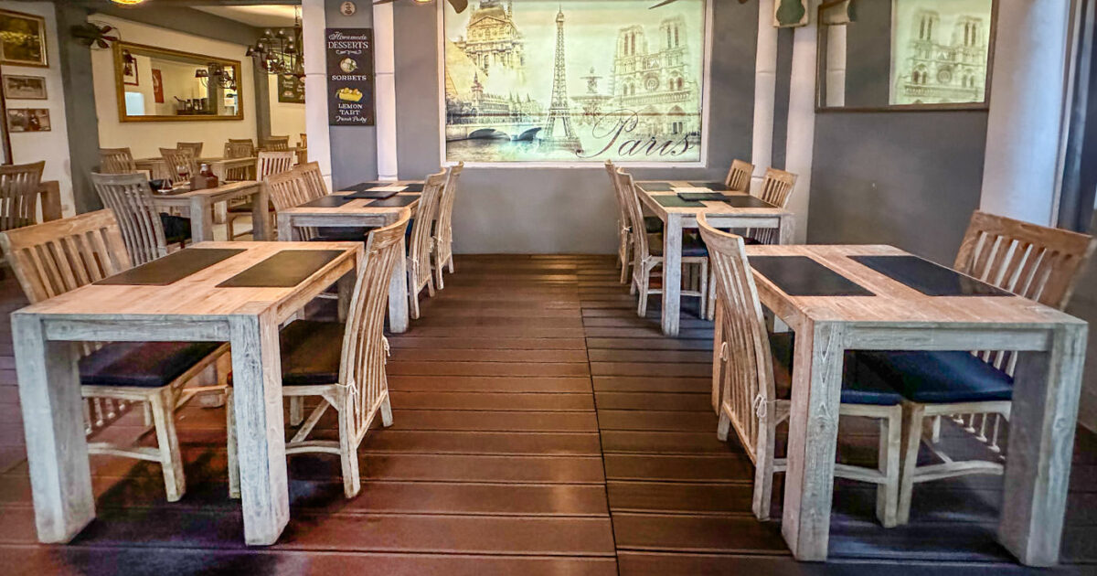 Cafe de Paris Restaurant in Patong Beach, Phuket
