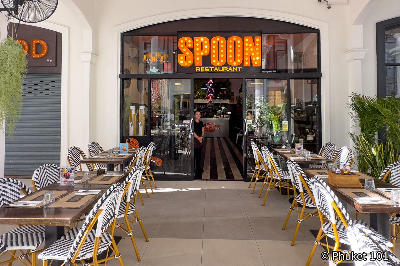 spoon restaurant jungceylon phuket