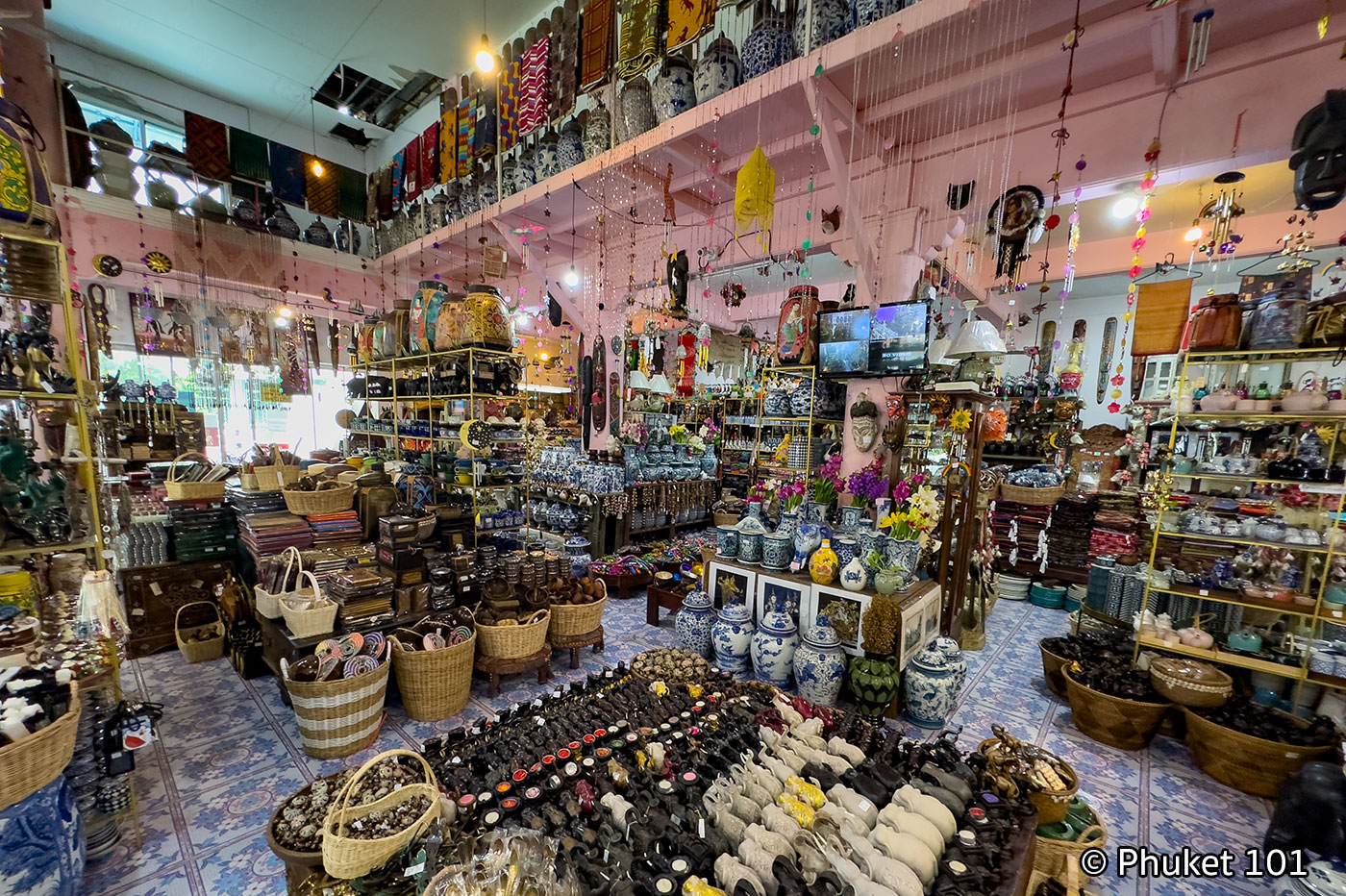 Little Elephant Ceramic Art PHUKET 101