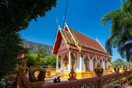 Wat Mongkhon Wararam (Wat Nai Yang)