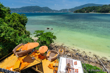 普吉島 Tri Trang 海灘上的舒適咖啡館