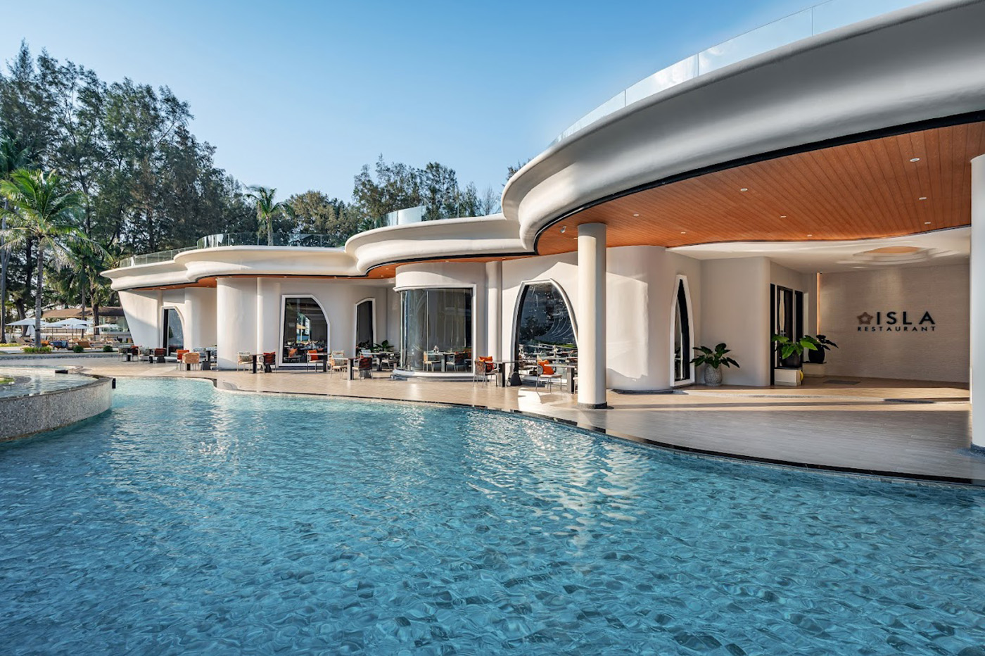 Amora Beach Resort Phuket