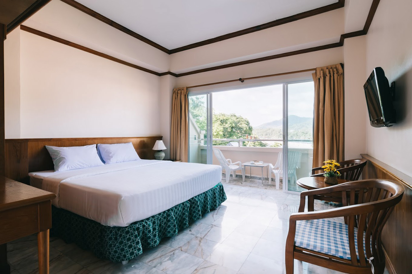 Kata Sun Beach Hotel