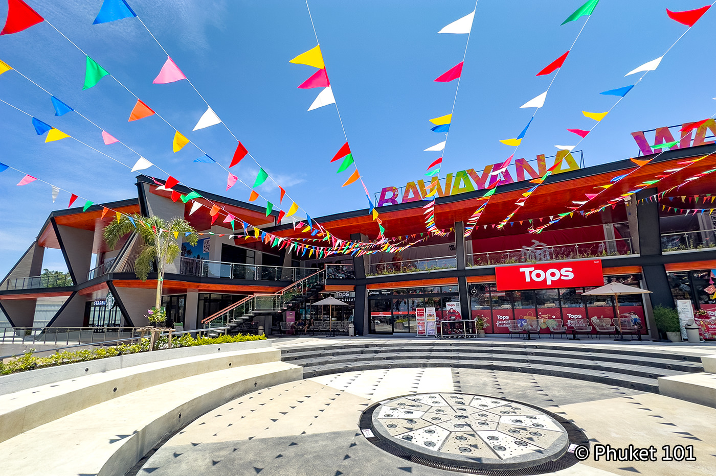 Rawayana Mixxmall in Rawai Beach