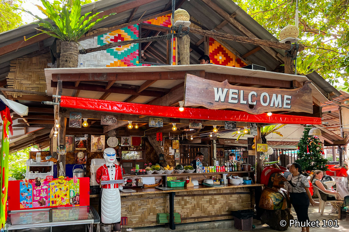 Royros Restaurant Ya Nui Beach 2