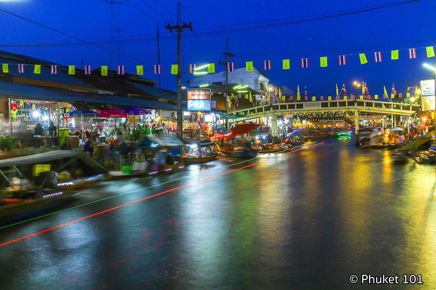 Amphawa Floating Market 13