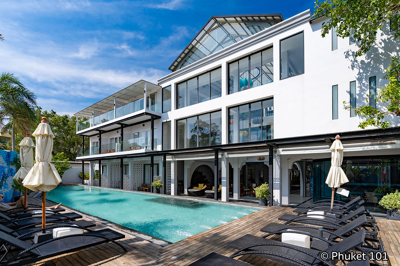 Coco Copper Bistro & Beach Bar