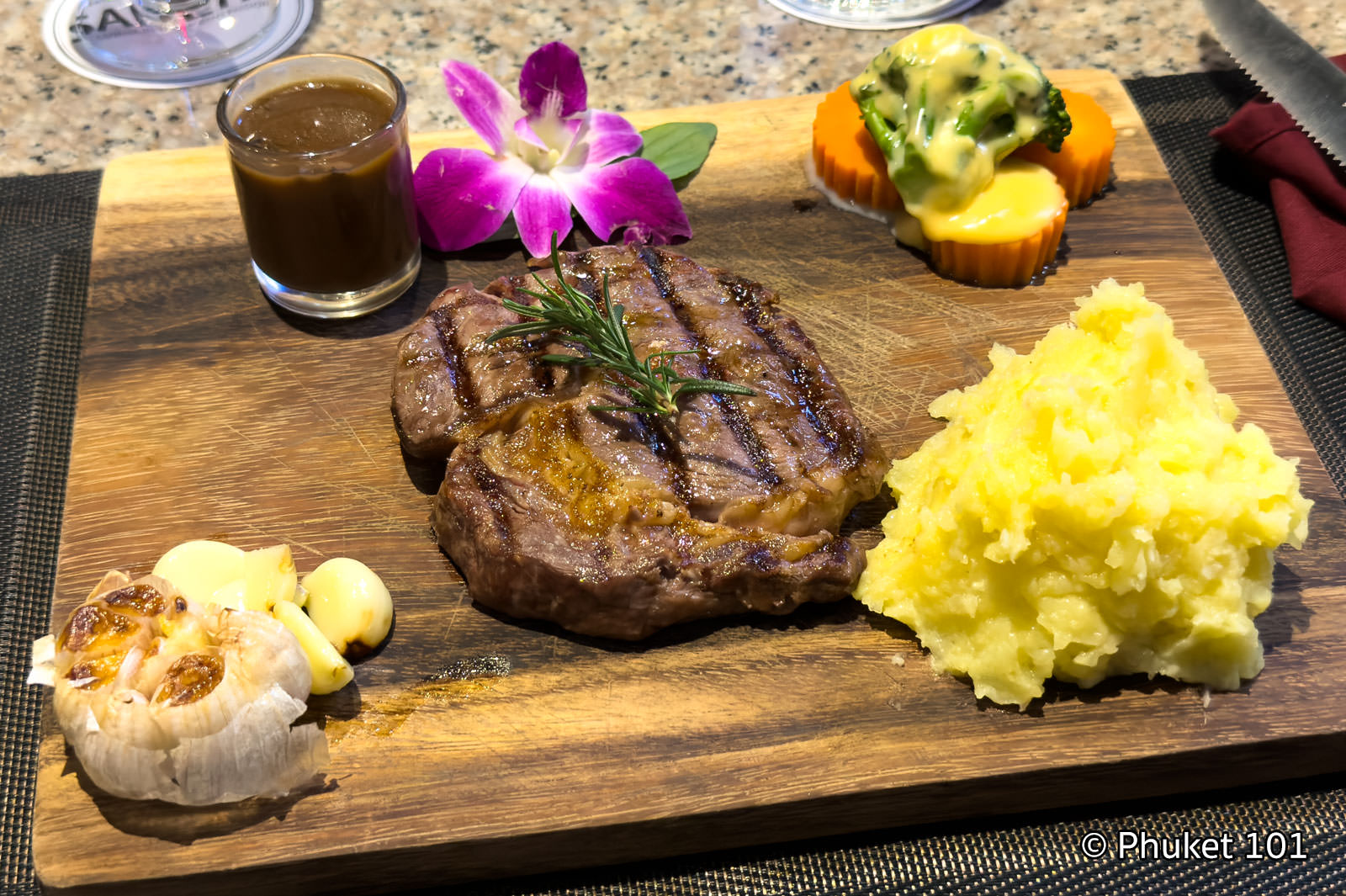 Saneha Steakhouse and Thai Restaurant