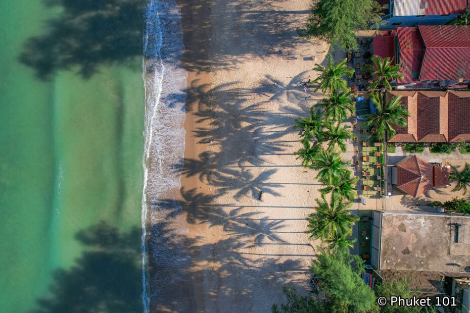 Hotels on the Beach in Kamala Beach