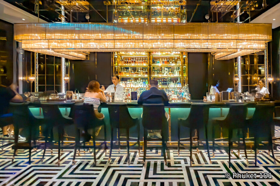 Firefly Bar at Sindhorn Kempinski Bangkok