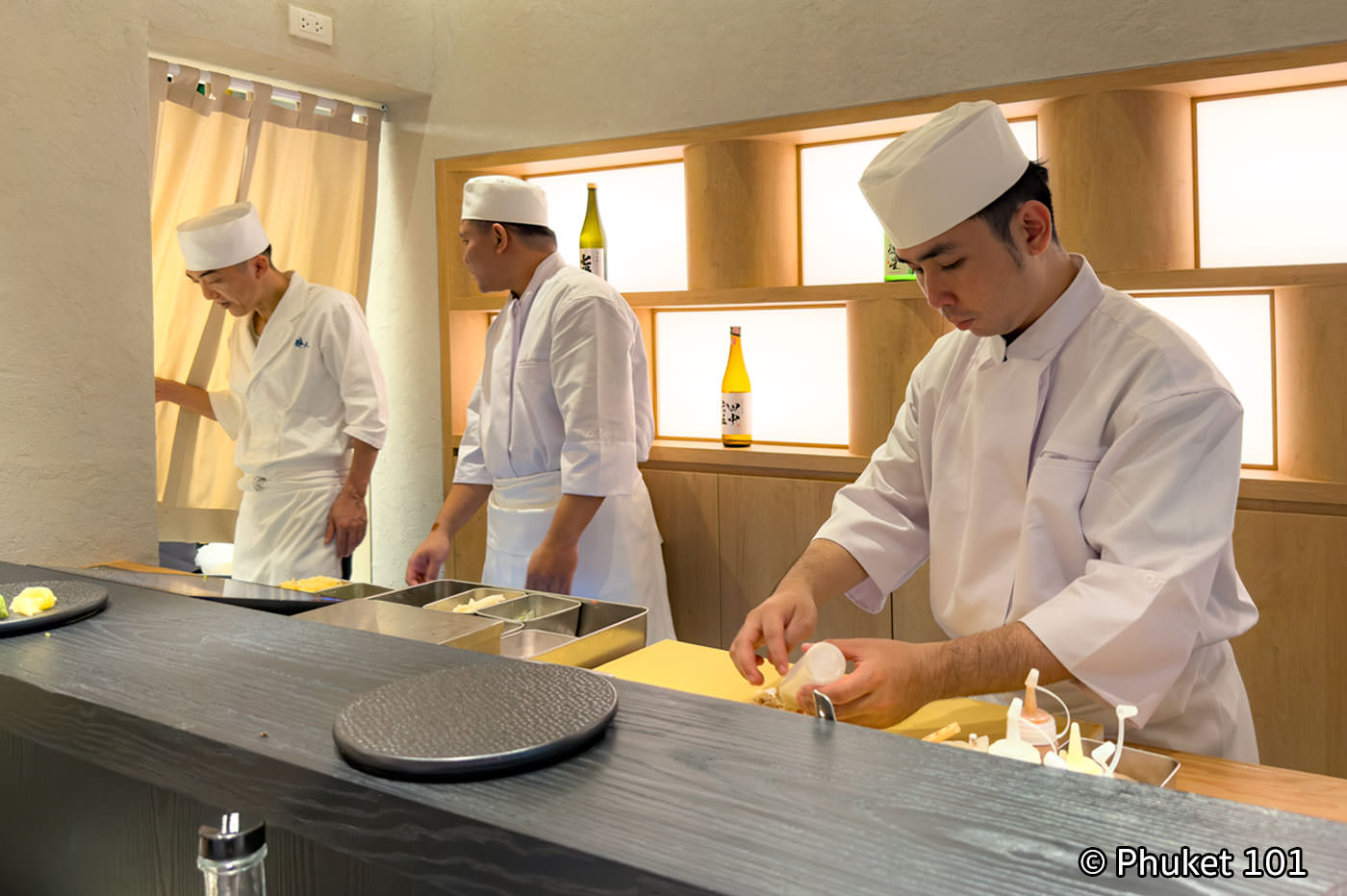 Maison RORU – New Hand Roll Bar by Chef Masato and Khun Pla