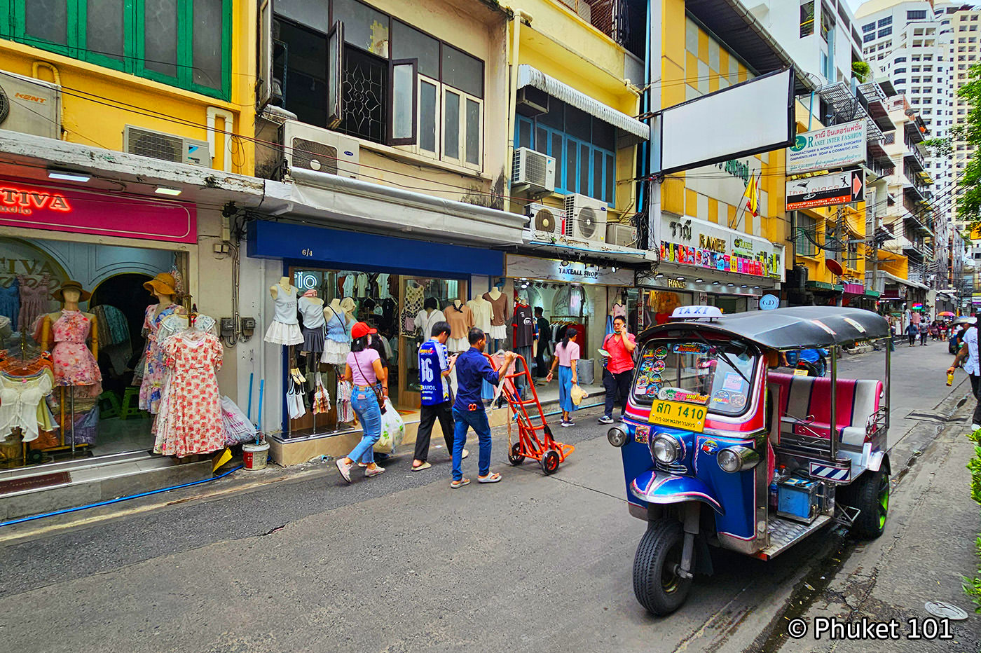 Pratunam Market