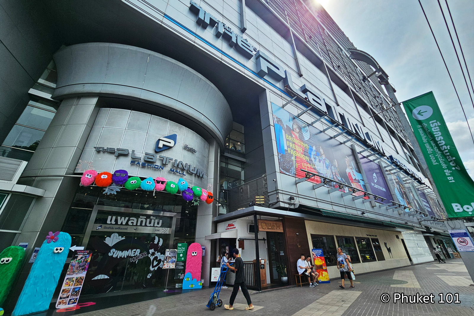 Platinum Fashion Mall in Pratunam