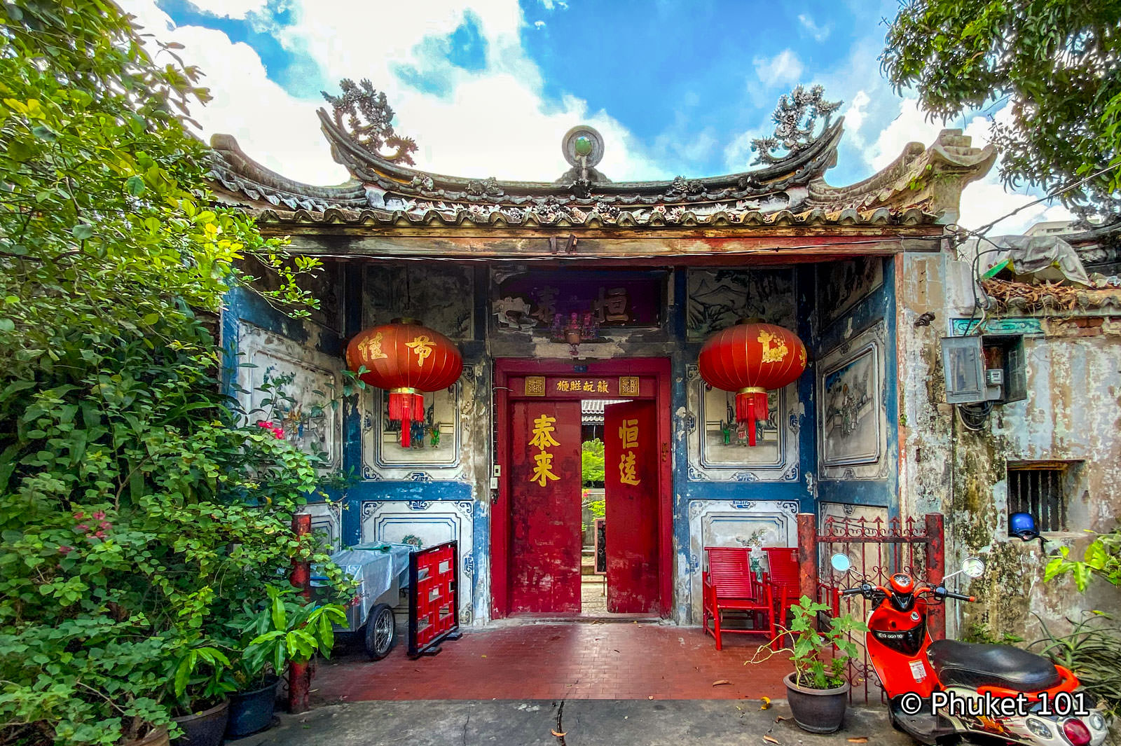 So Heng Tai Mansion in Chinatown Talat Noi