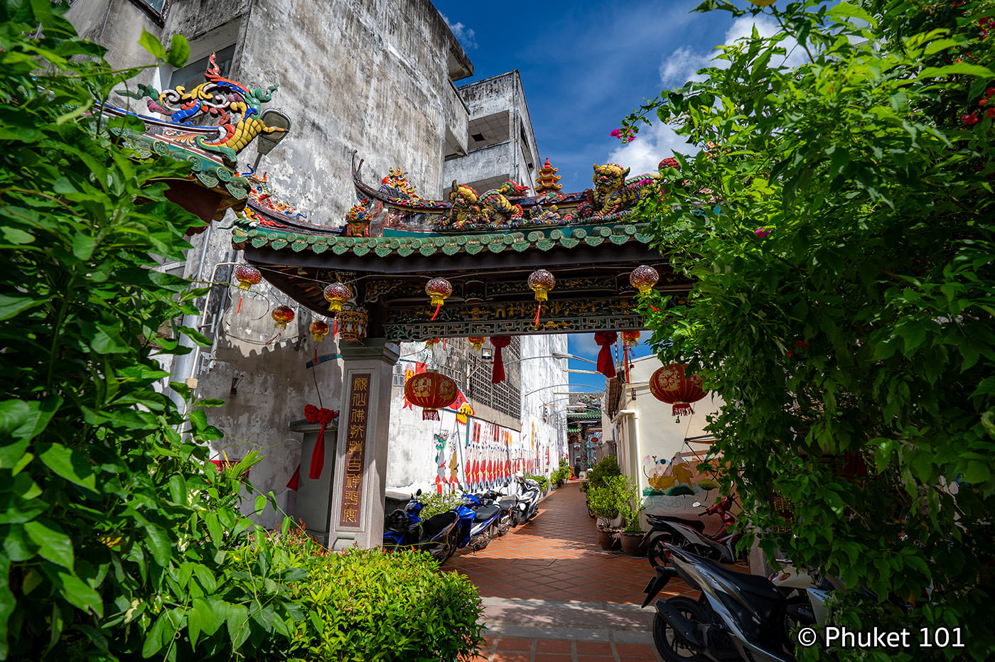 Shrine of the Serene Light - Saengtham Shrine in Phuket Town