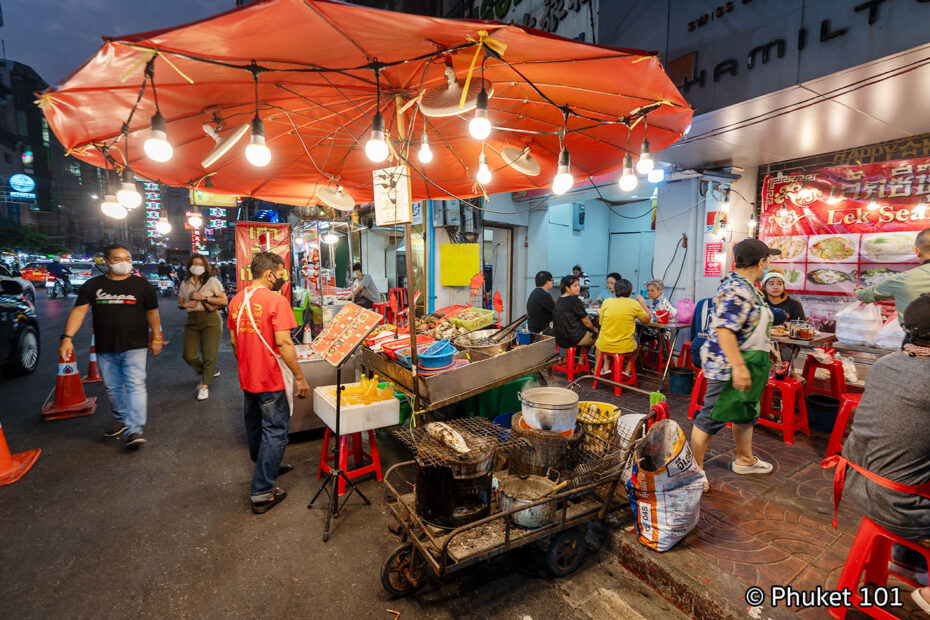 Lek Seafood Yaowarat Road Bangkok.jpg