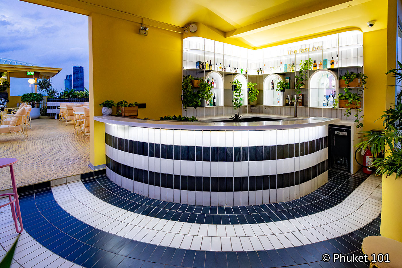 Paradise Lost Rooftop Bar in Bangkok