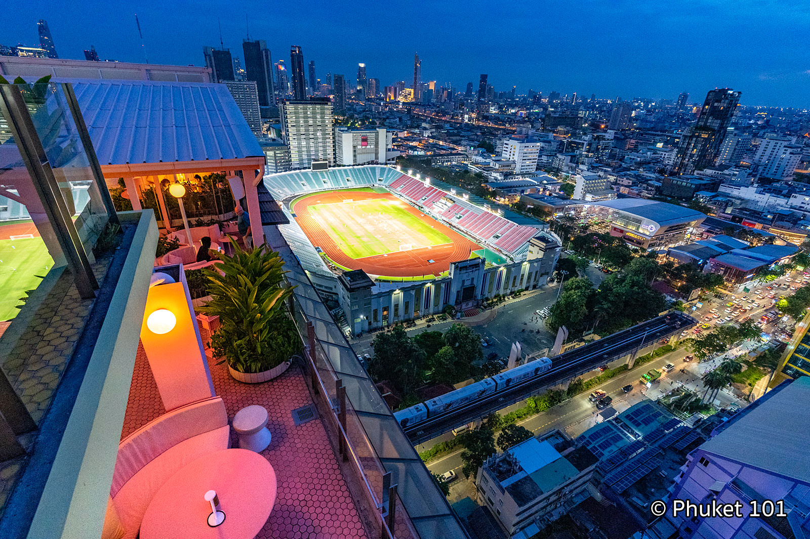 Paradise Lost Rooftop Bar in Bangkok