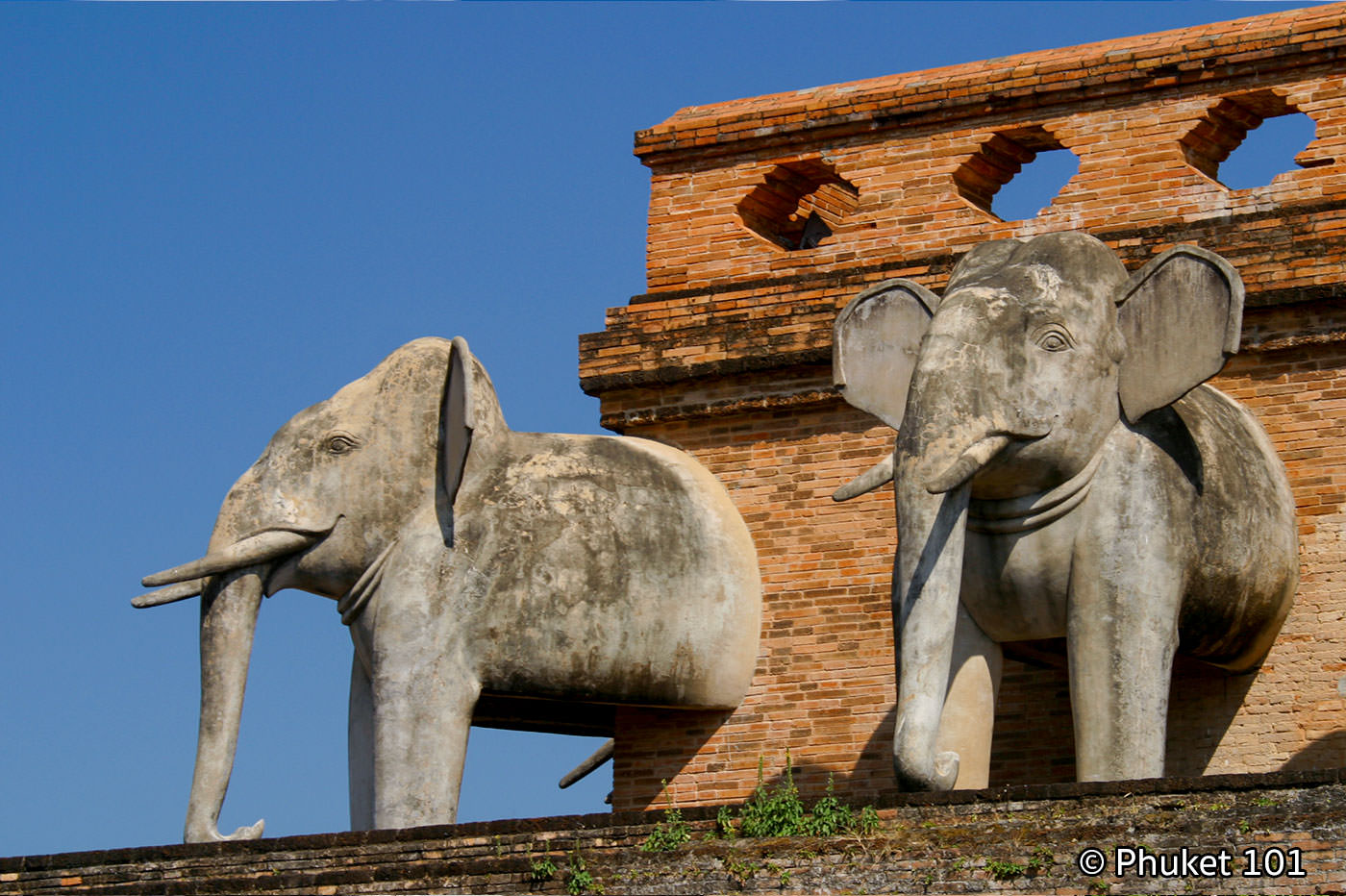 Wat Chedi Luang in Chiang Mai