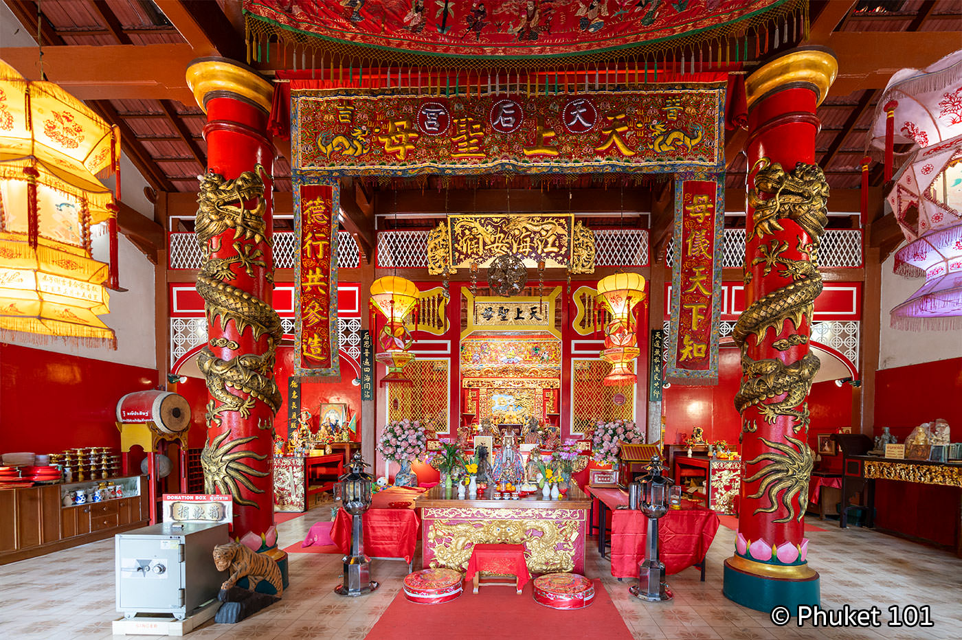 San Chao Mae Yanang Shrine in Phuket Town