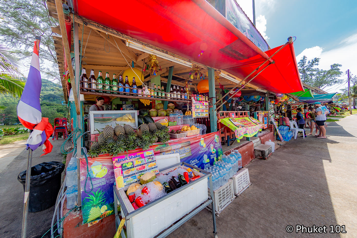 Seafood Restaurants By The Lake in Karon Beach