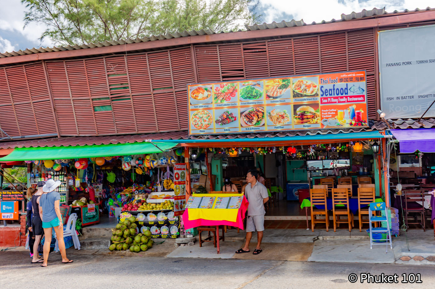 Seafood Restaurants By The Lake in Karon Beach
