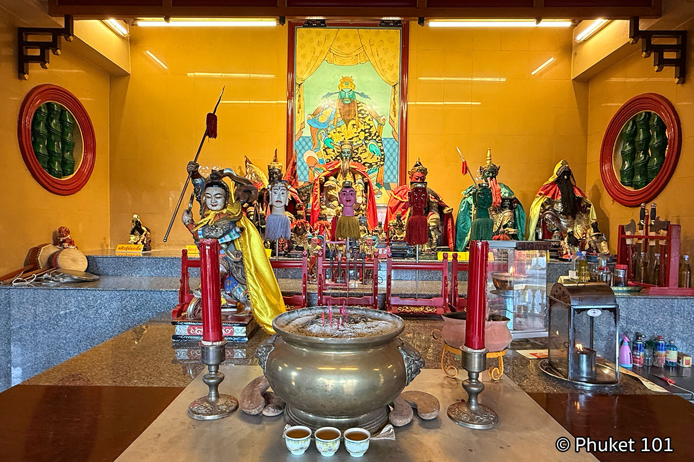 San Chao Jeng Ong Shrine in Phuket Town