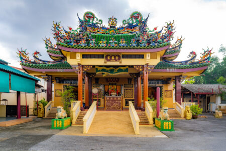 Sanctuaire San Chao Jeng Ong dans la ville de Phuket