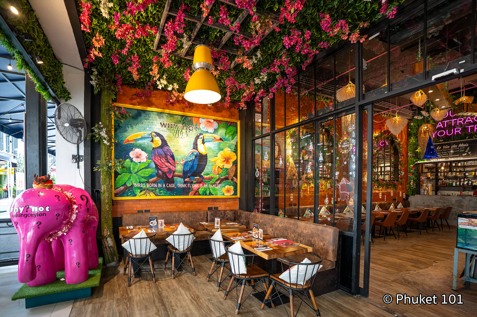 WHY NOT Restaurant at Jungceylon Phuket