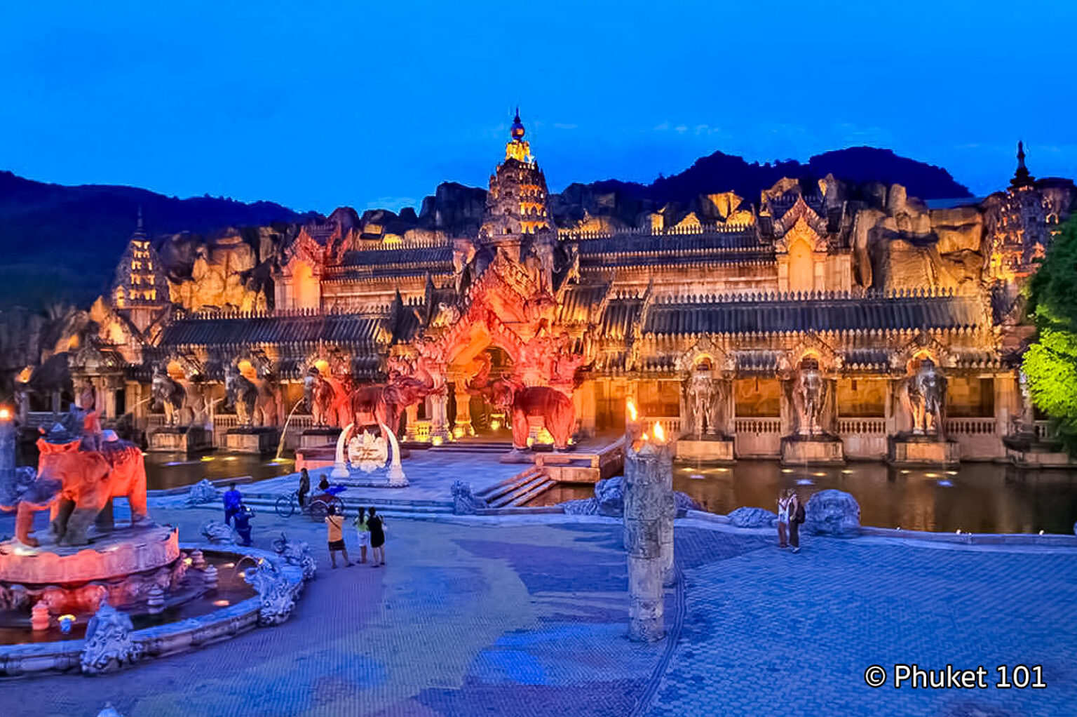 Phuket FantaSea Show in Kamala Beach