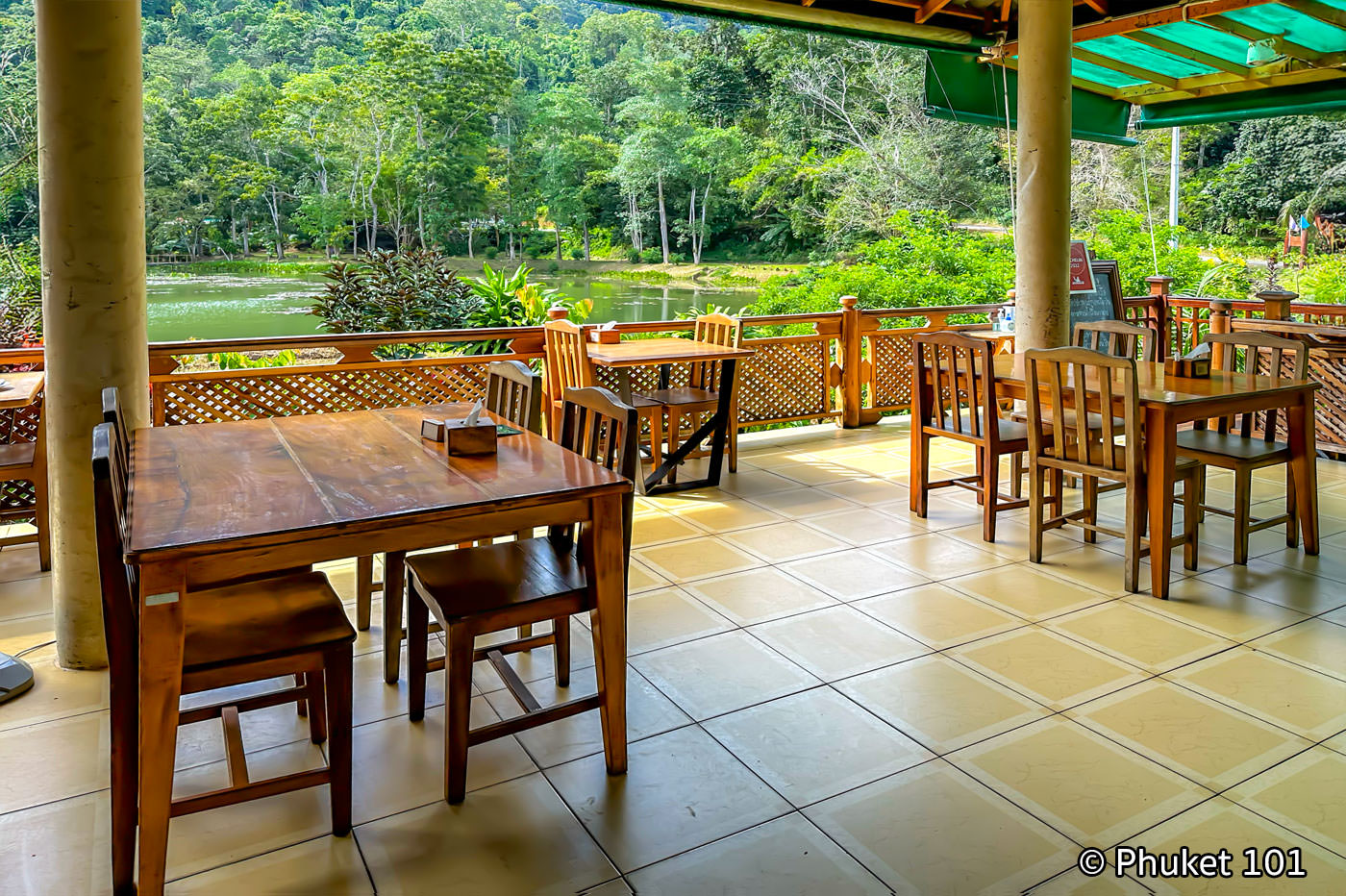 Peang Prai Restaurant in Phuket-1