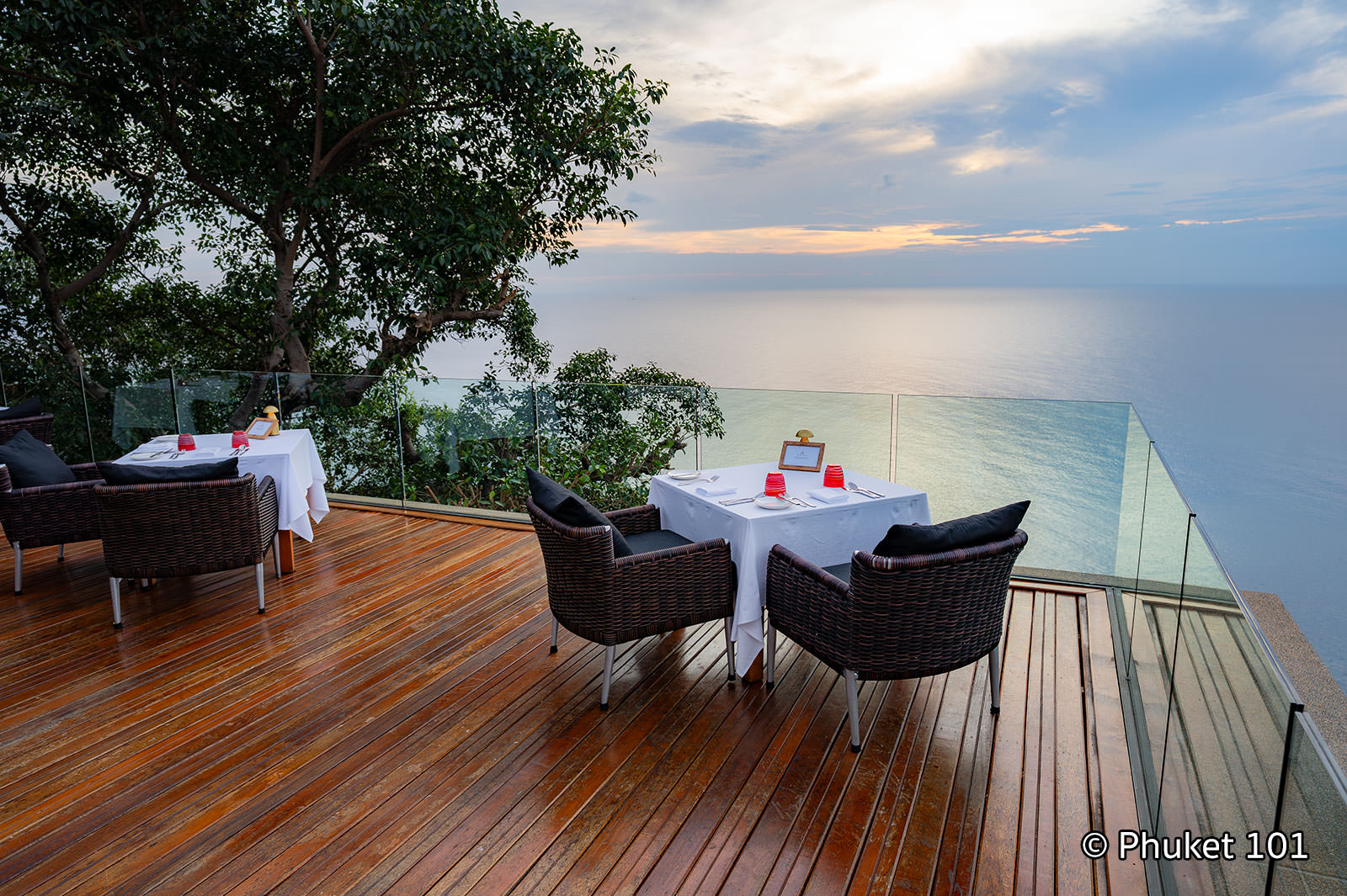 Talung Thai Restaurant at Paresa Resort