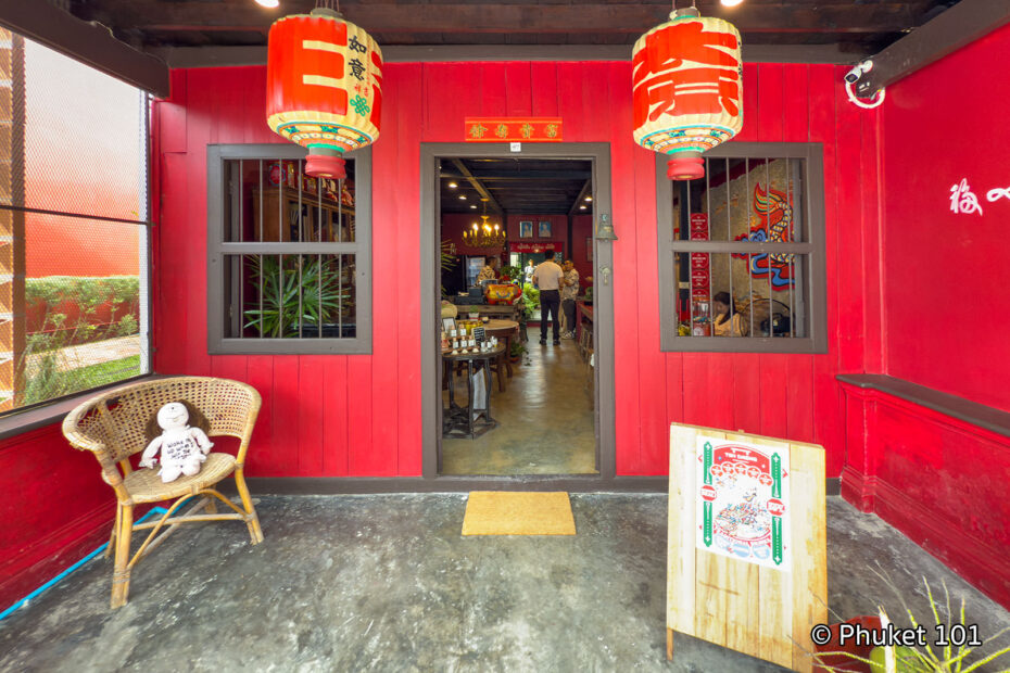 TOH DAENG At Phuket Old Town | A Heritage Family Restaurant Opens In ...