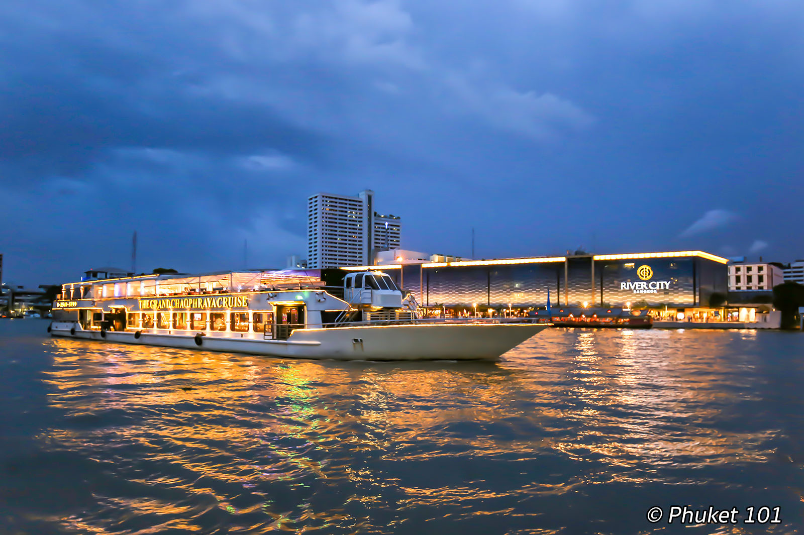 Best Cruises Tours Around Bangkok