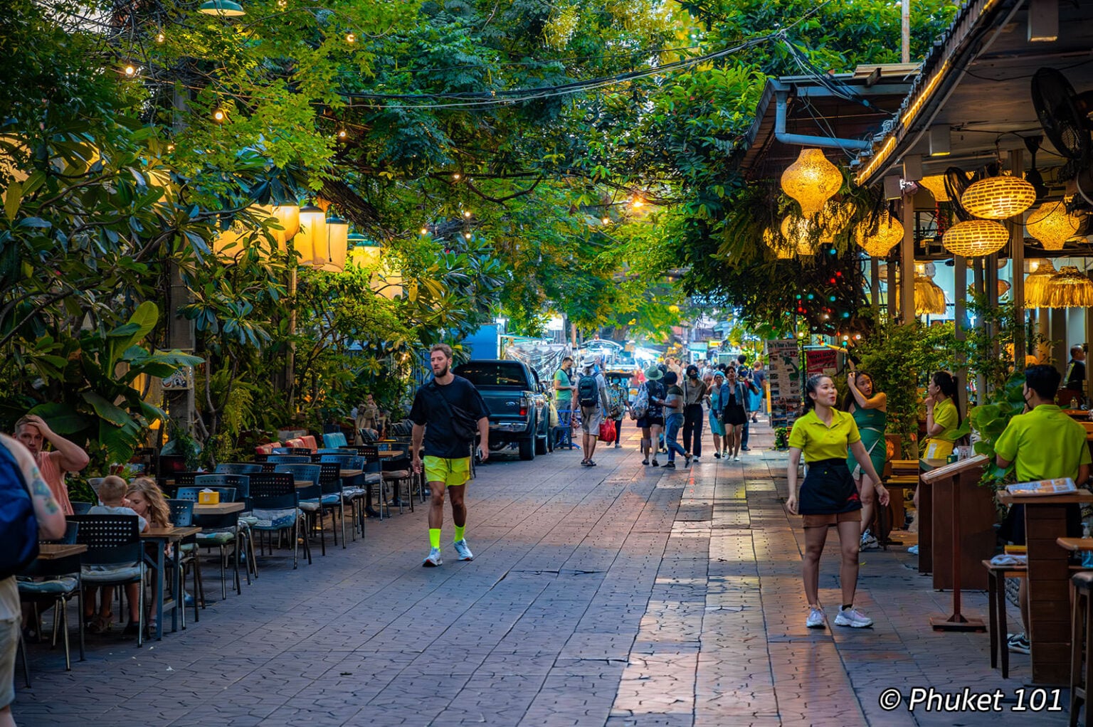 Soi Rambutri in Bangkok