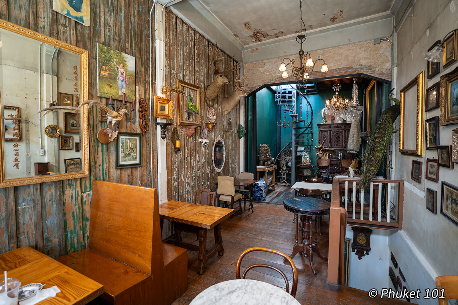 Ha Tien Cafe in Bangkok Old Town
