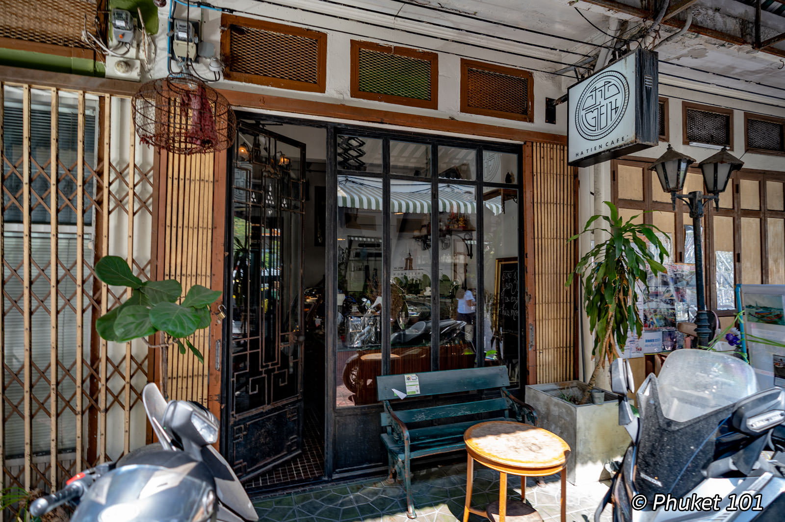 Ha Tien Cafe in Bangkok Old Town