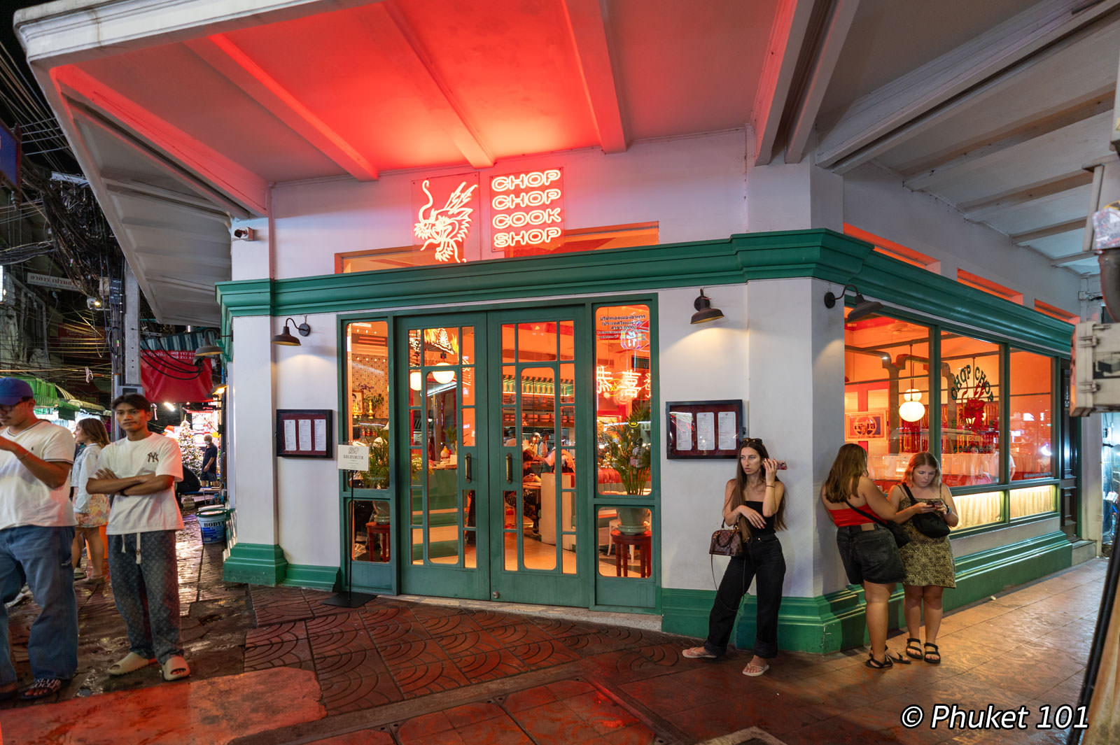 Chop Chop Cook Shop on Yaowarat Road in Bangkok Chinatown