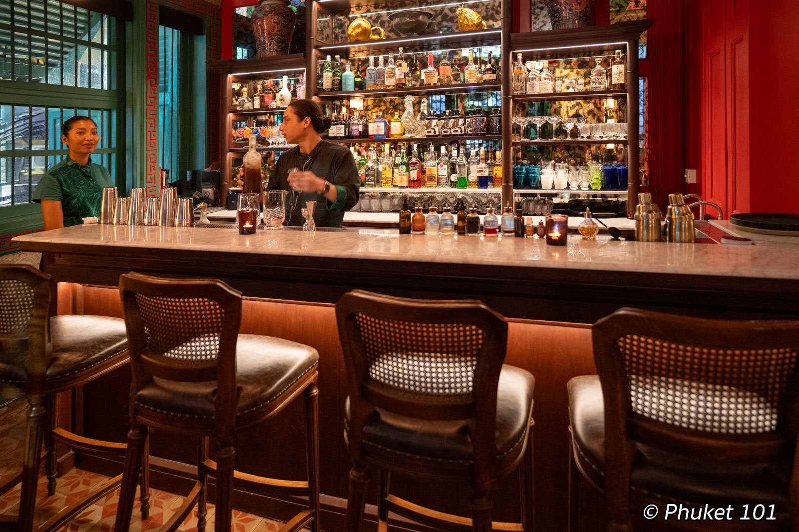 Goldsmith Bar on Yaowarat in Bangkok Chinatown