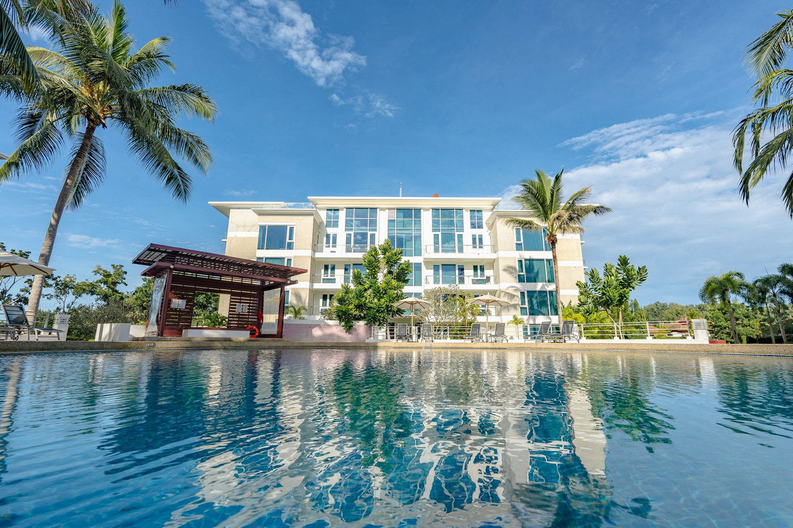 Splash Beach Resort on Mai Khao Beach, Phuket