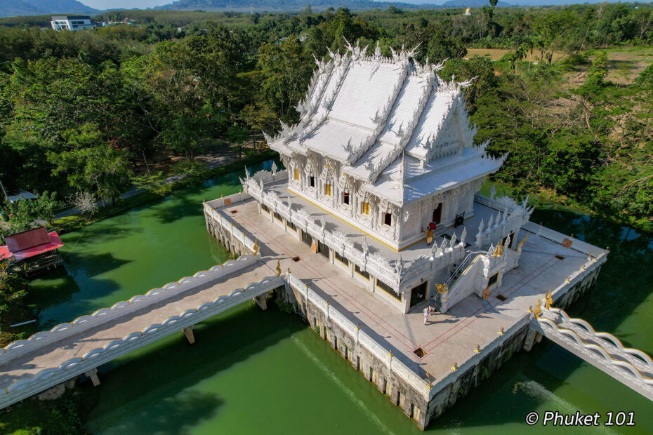 Wat Kanan - The White Temple of Phuket