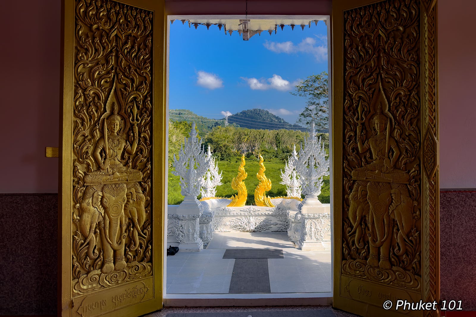 Wat Kanan - The White Temple of Phuket